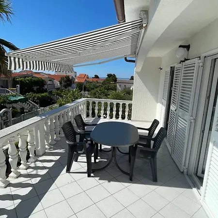 Apartamento - Miklic - Vir